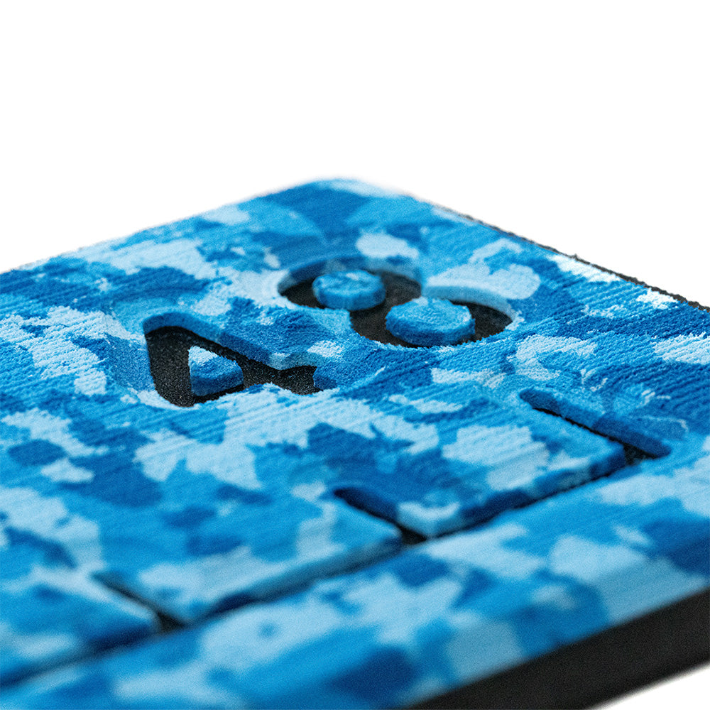 SeaDek 48 Routed Ruler  6mm  Brushed Texture  Aqua CamoBlack 5358480336